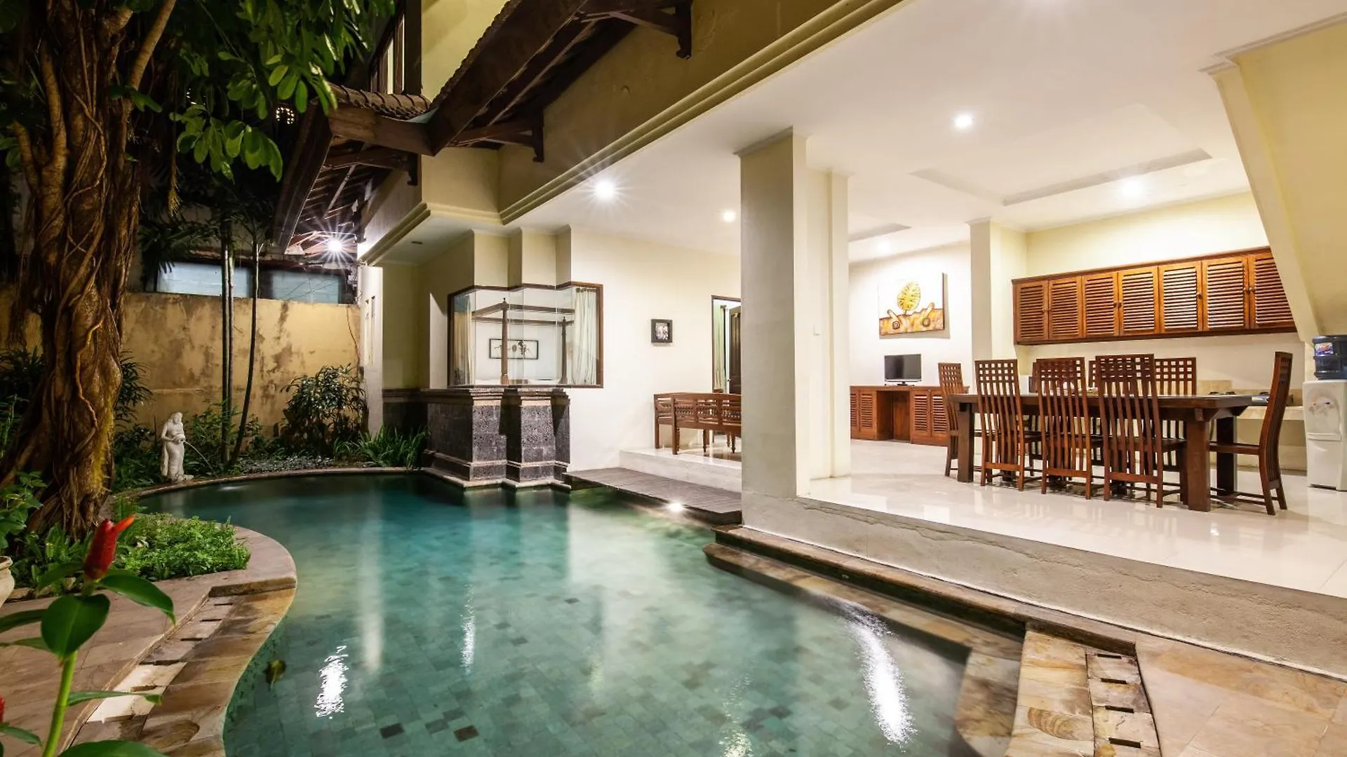 4-Bedrooms Private Pool Saraswati Villa Seminyak