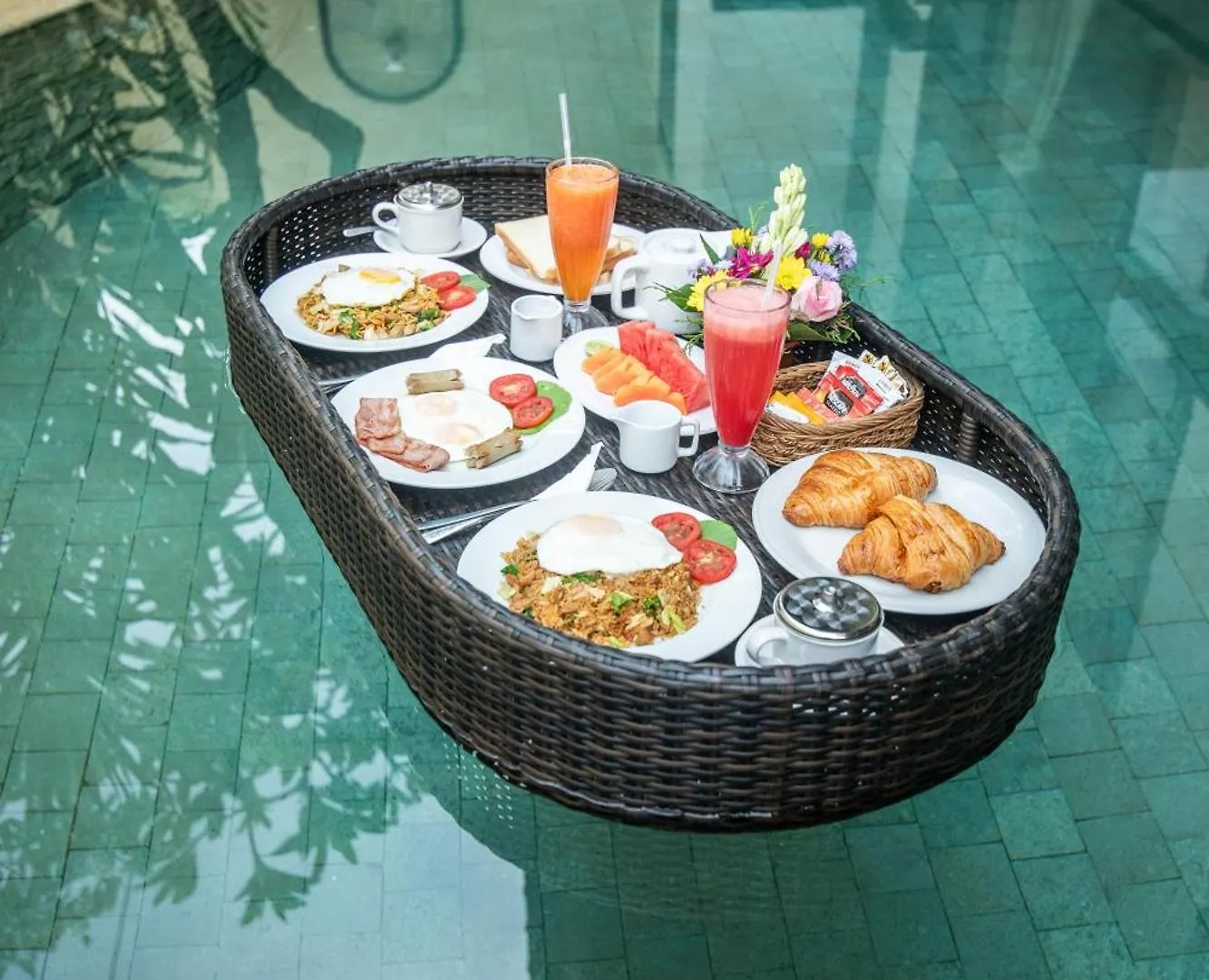 4-Bedrooms Private Pool Saraswati Villa Seminyak